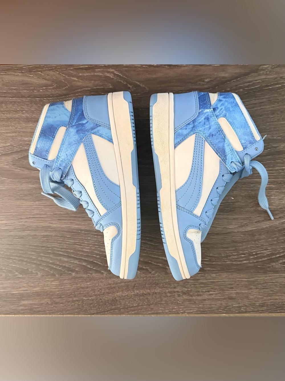 Puma Hi High Top Sneakers Blue & White US Size 4 Big Kids - Picture 3 of 9